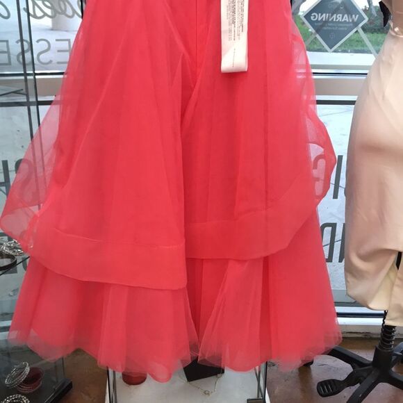 BCBG DRESS SZ.6 - Picture 7 of 14